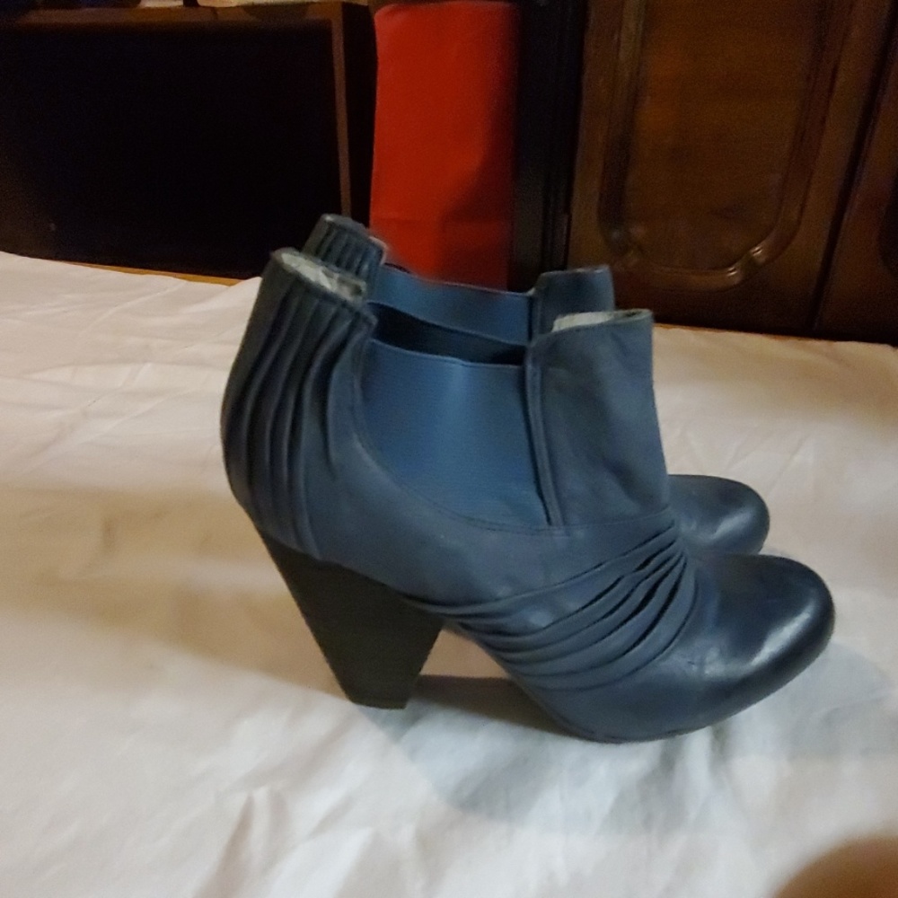 Stylish Blue Ankle Boots
